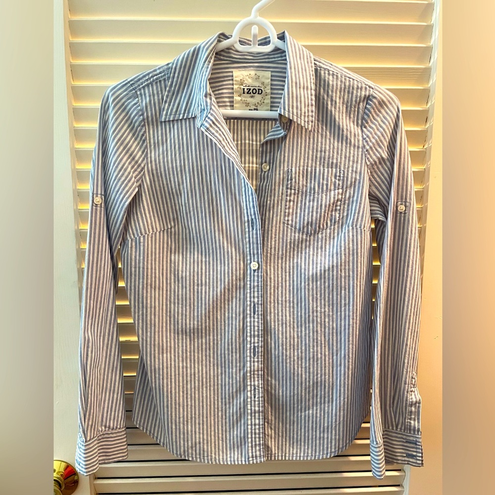 IZOD tailored long sleeve striped shirt